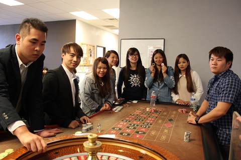 台灣東南科技大學畢業班學生  賭城學博弈