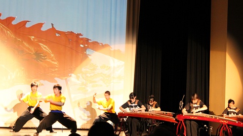 李琳虹民乐队举行第三届音乐会