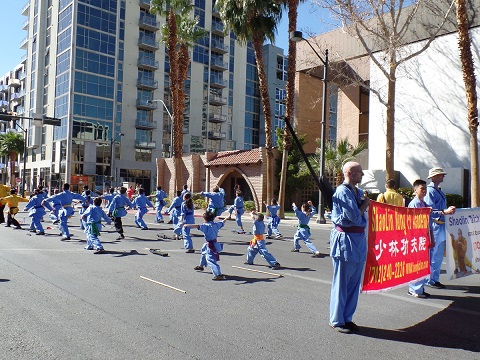 沙漠春节大庆盛典 华人参与热烈
