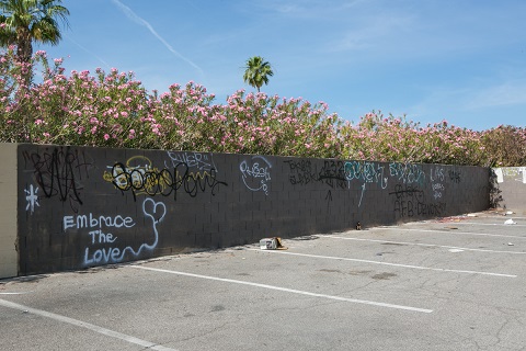 街頭塗鴉另有含意 幫派展示實力佔地盤