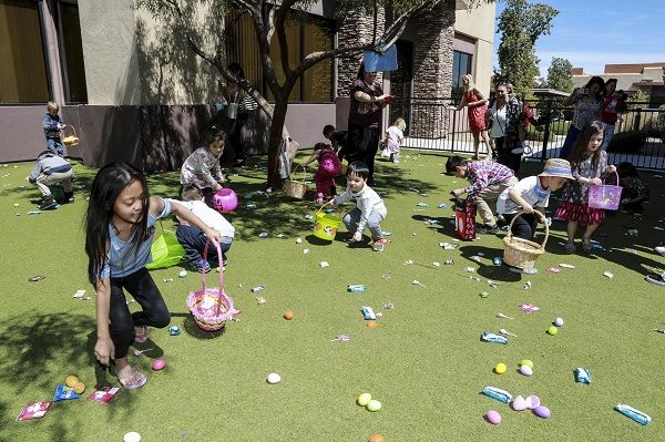 维加斯中文学校 复活节捡彩蛋活动