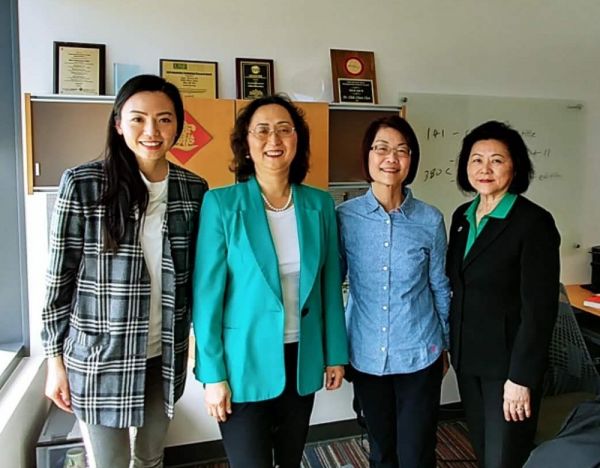 世華工商婦女維加斯分會成員參訪UNLV
