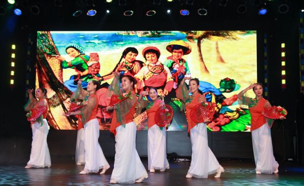 維加斯僑界熱烈慶祝中華人民共和國70周年國慶暨中美建交40週年