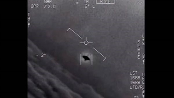 飛行員疑似拍到UFO 五角大廈正式釋出影片