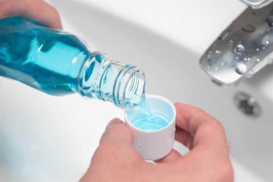 細胞實驗 漱口水可能有助防止冠狀病毒