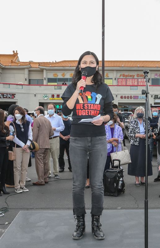 抗议仇恨亚裔集会 在赌城唐人街举行