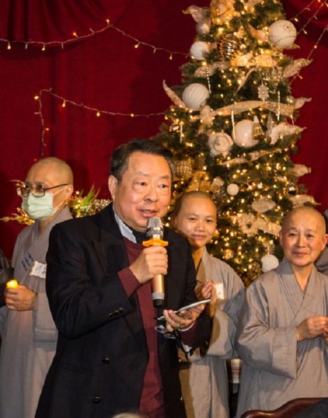 关护社区 慈善寺举办年终感恩餐会