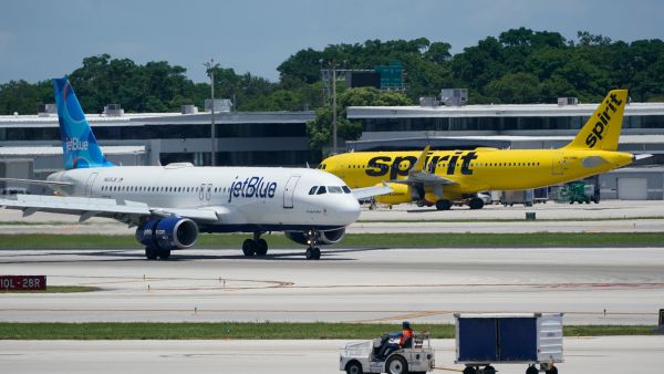 JetBlue收購Spirit 成立美第五大航空公司