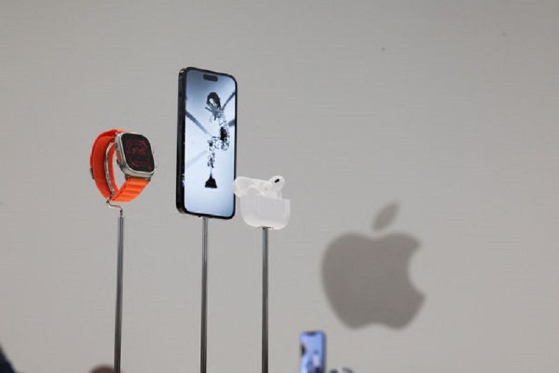 苹果发表会展示3款新Apple Watch  iPhone 14共5色