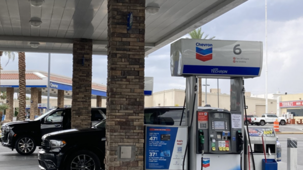 拉斯維加斯汽油價格再次飆升 居民不滿
