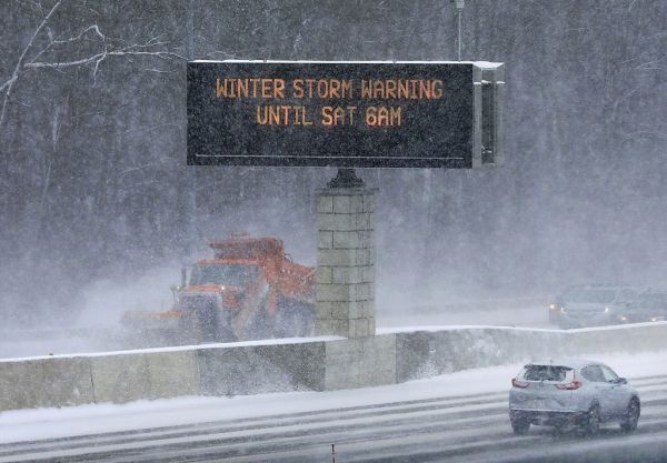 大雪影響 威斯康辛州85車連環大追撞近30傷