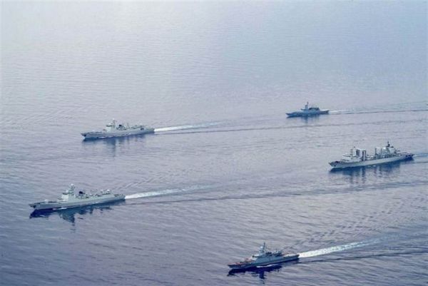 中俄联合军演开幕 海空兵力日本海秀肌肉