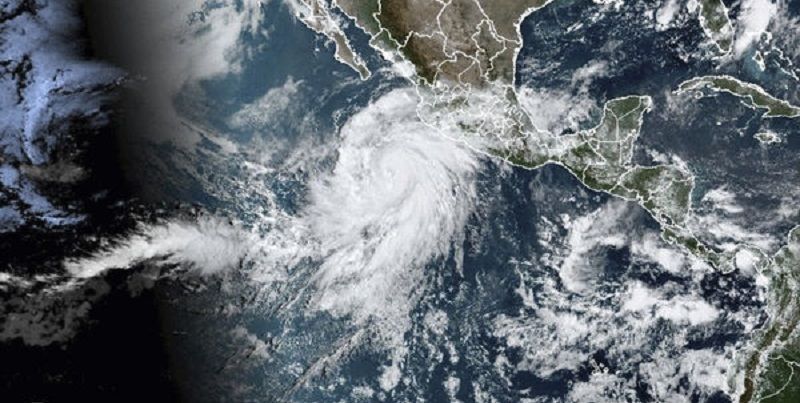 飓风希拉里朝美墨西岸逼近 当局警告灾难级洪水