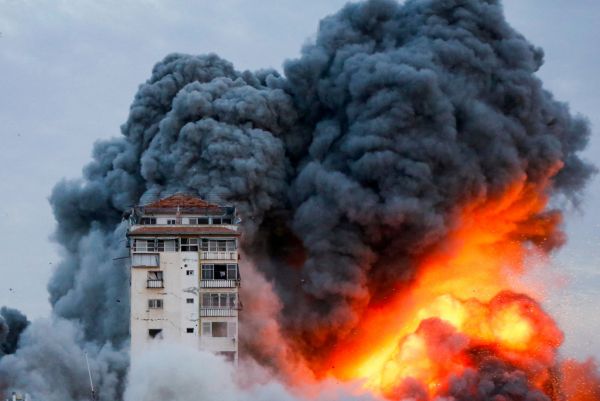 以色列攻击加萨增至232死 以国22地点爆激战