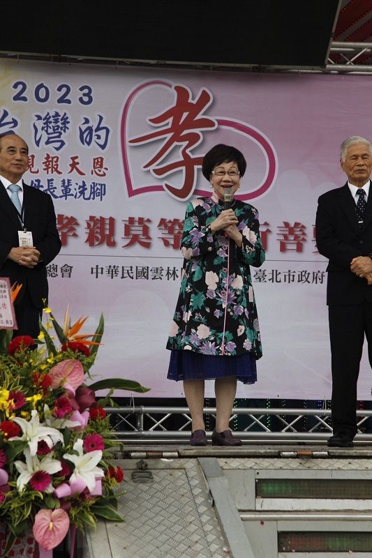 萬人洗腳暨反毒宣導嘉年華14日在台北市盛大舉行