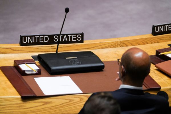 安理會表決要求加薩立即停火 美國否決英國棄權