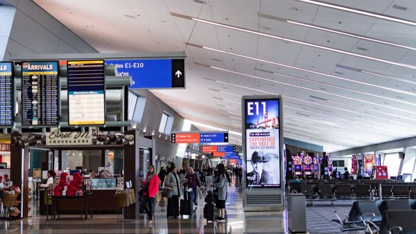 拉斯维加斯机场11月旅客量 破月度年度纪录