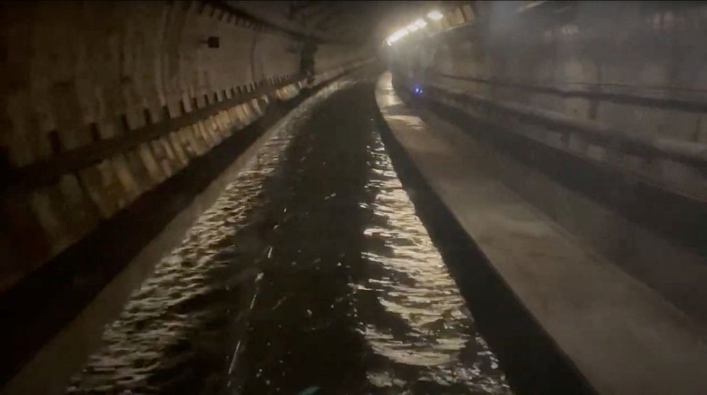 英格兰南部隧道淹水 欧洲之星列车停驶