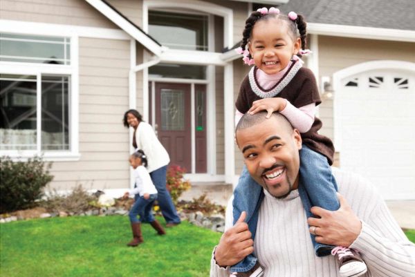 美国家庭育儿加房贷 每月支出达收入66%