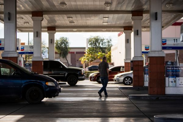 拉斯維加斯汽油價格上漲 預計還會走高
