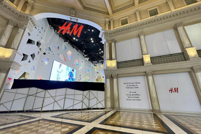 H&M凯撒宫购物中心店关闭