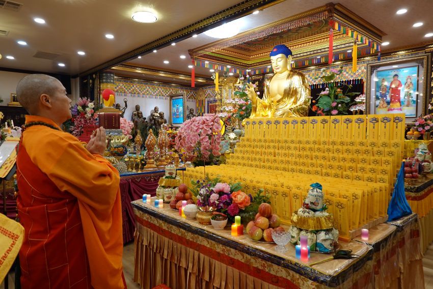 慈善寺举行盂兰盆法会