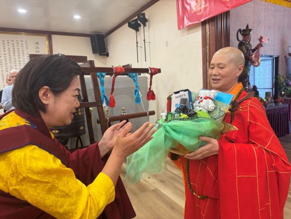 慈善寺举行盂兰盆法会