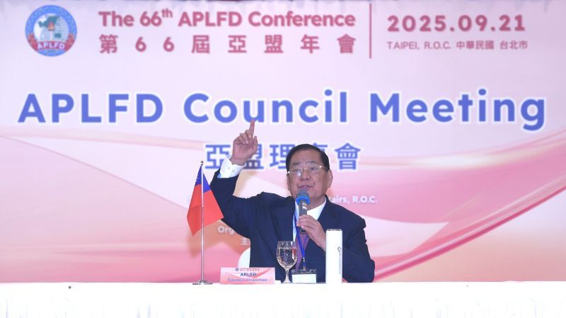 曾永權連任亞盟理事會主席