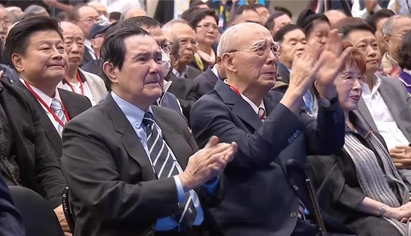 郑丽文接国民党主席 盼全党成狮群把最坏时代变最好时代