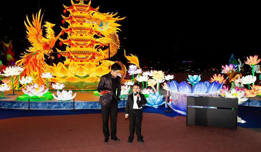 GlowFest世界華人春晚暨關愛自閉症專場溫馨舉行