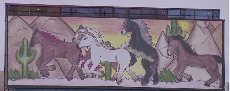 沃德小學生畫作登上機場看板