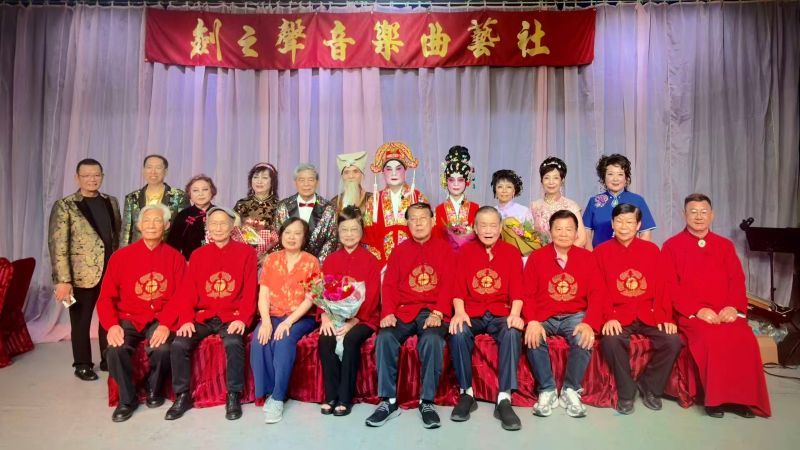 剑之声音乐曲艺社开幕演出 圆满成功 !