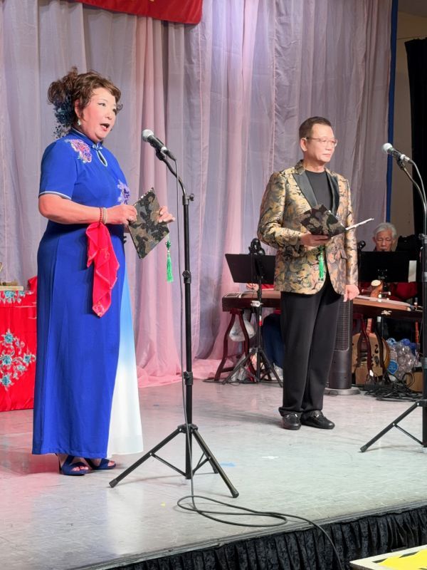 剑之声音乐曲艺社开幕演出 圆满成功 !