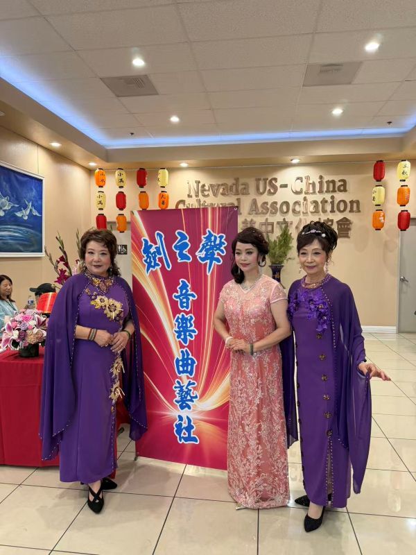 剑之声音乐曲艺社开幕演出 圆满成功 !