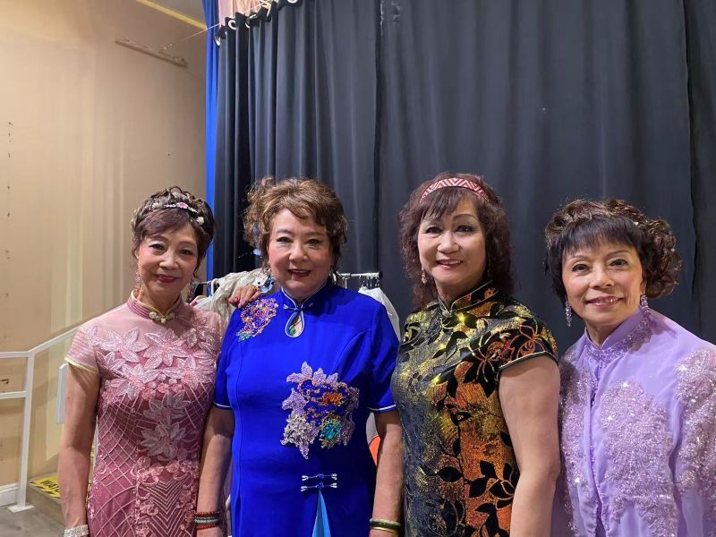 剑之声音乐曲艺社开幕演出 圆满成功 !