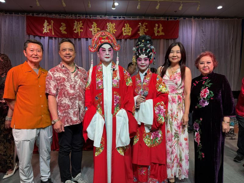 剑之声音乐曲艺社开幕演出 圆满成功 !