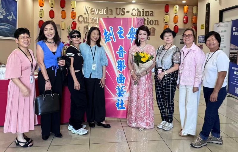 剑之声音乐曲艺社开幕演出 圆满成功 !