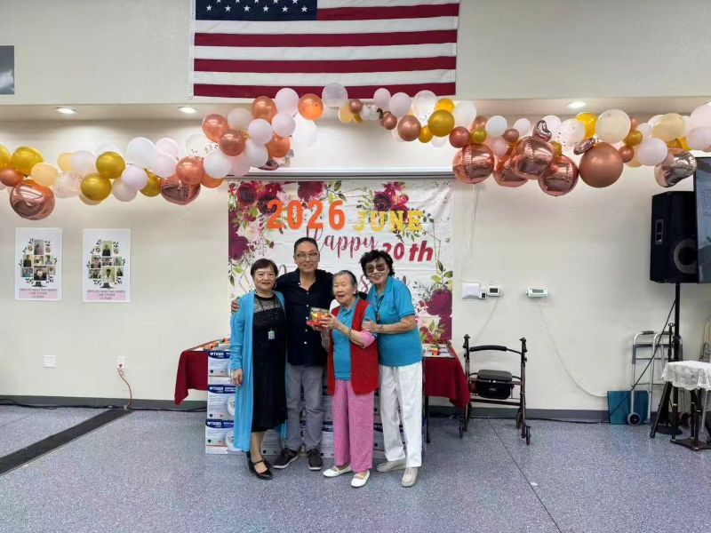 新生健康老人福利中心20周年庆祝会隆重举行