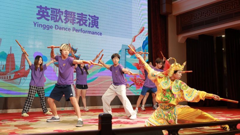 美国华裔青年返乡寻根 风韵南粤夏令营开营