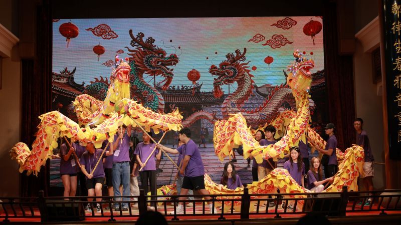 美国华裔青年返乡寻根 风韵南粤夏令营开营