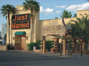 Viva Las Vegas Wedding Chapel