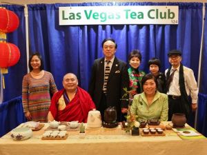 维加斯 茶道社在博览会展茶艺