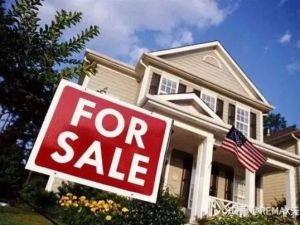 30年抵押貸款利率升至近4% 美國人買房難度提高