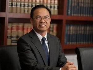 哈佛大學招生歧視亞裔學生案