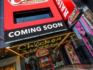 Raising Cane's在维加斯大道开新店