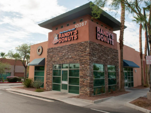 Randy's Donuts 將在沙漠林開分店