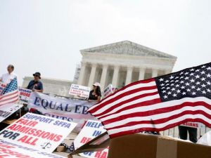 最高法院推翻“招生平权” 美大学寻求新录取政策