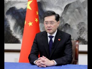 秦剛遭免除外長職務仍保留國務委員 王毅回任外交部長