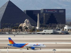 拉斯维加斯机场6月接待旅客量 接近490 万