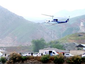 伊朗總統搭乘直升機撞山燒毀 現場無人生還 